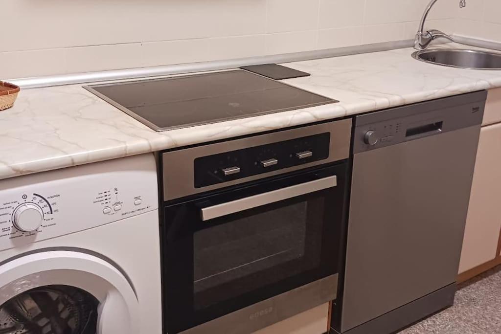 Apartamento Turistico Zaragoza Luaran gambar