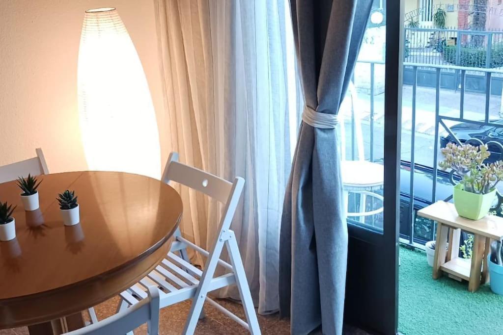 Apartamento Turistico Zaragoza Luaran gambar
